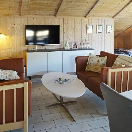 5 Person In Holiday home *