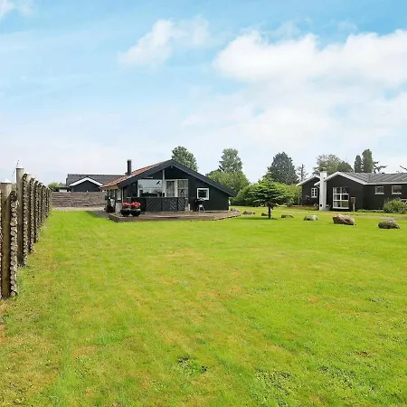 Holiday home 5 Person In Otterup